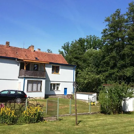 Apartman V Rodinnem Dome * Jarosov nad Nezarkou